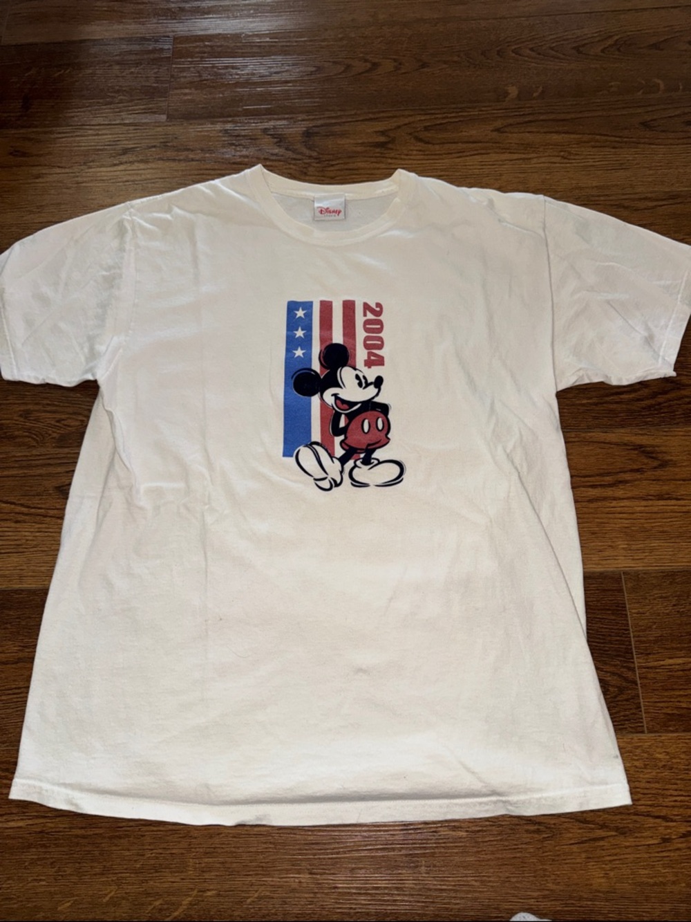 Vintage Disney Store Mickey Mouse 2004 Graphic Tee - 22” x 27”